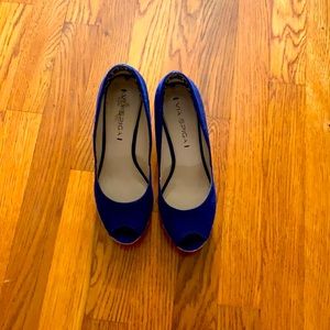 Vía spiga blue wedges.